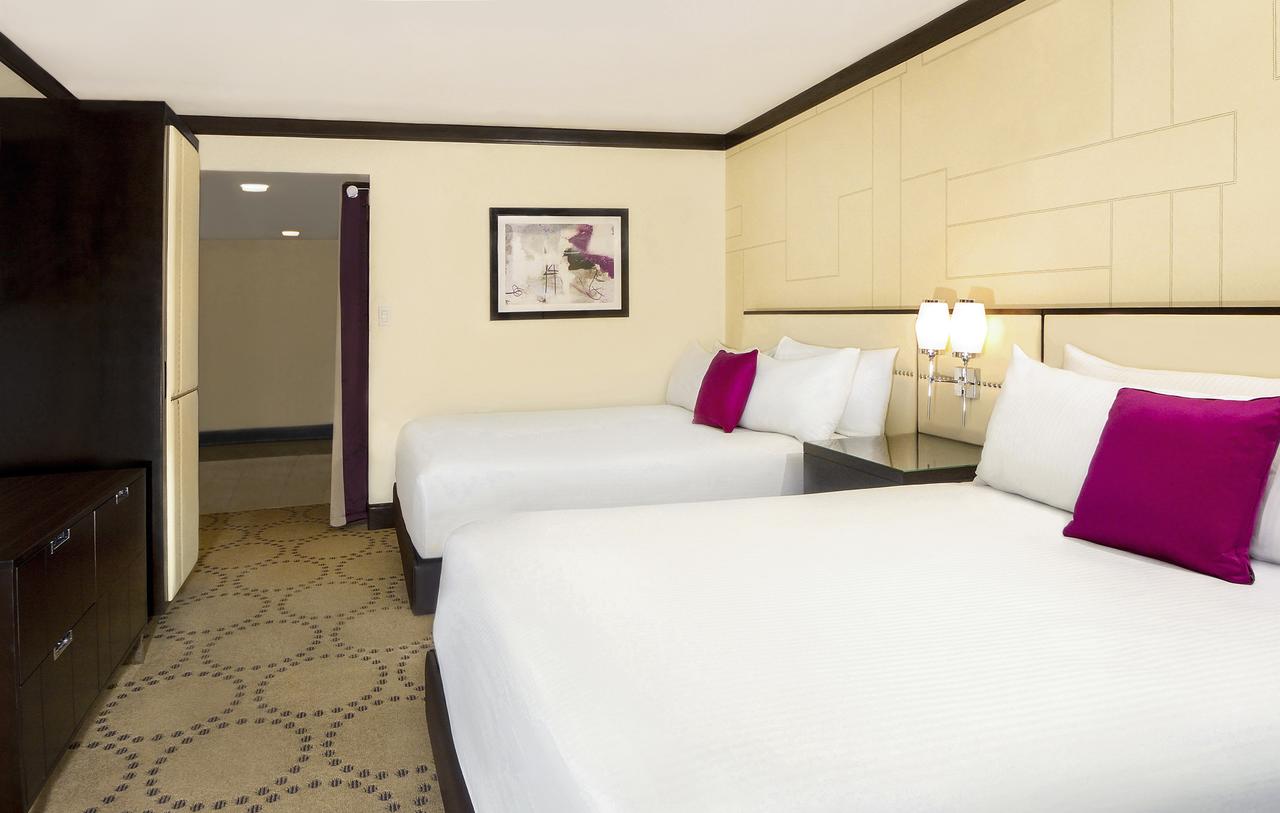 Harrah's Hotel & Casino Laughlin - thumb 43