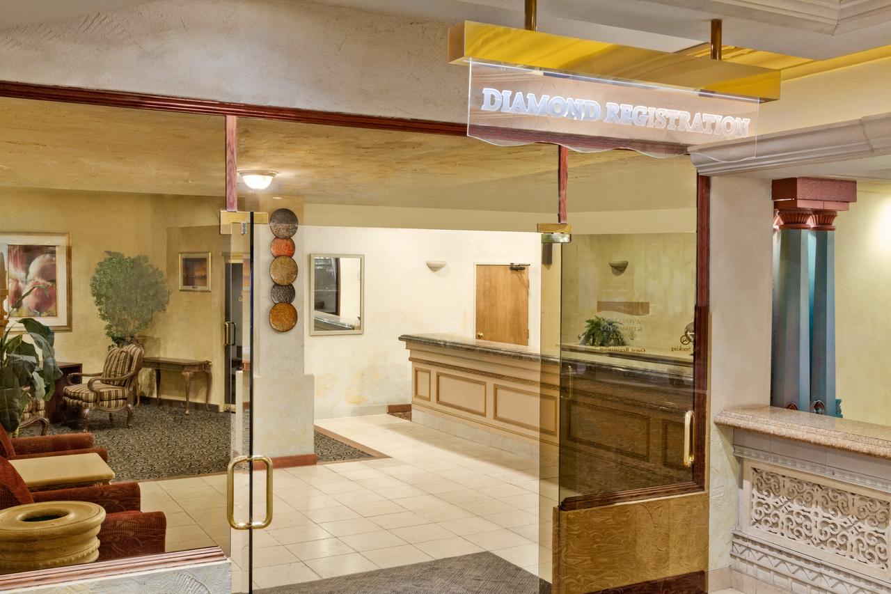 Harrah's Hotel & Casino Laughlin - thumb 28