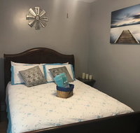 Room Away From Home - Accommodation Indiana