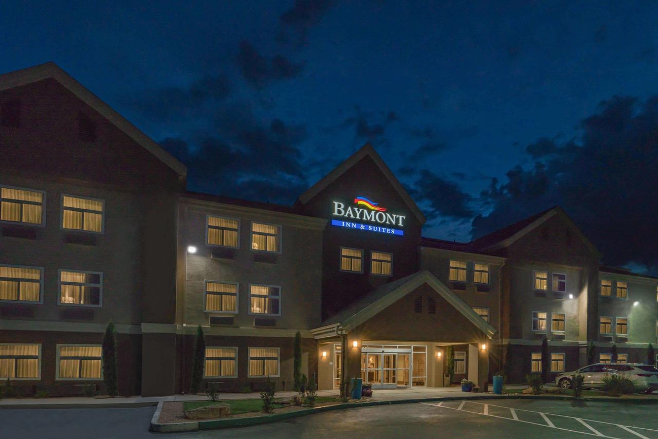 Baymont By Wyndham Albuquerque Airport - thumb 9