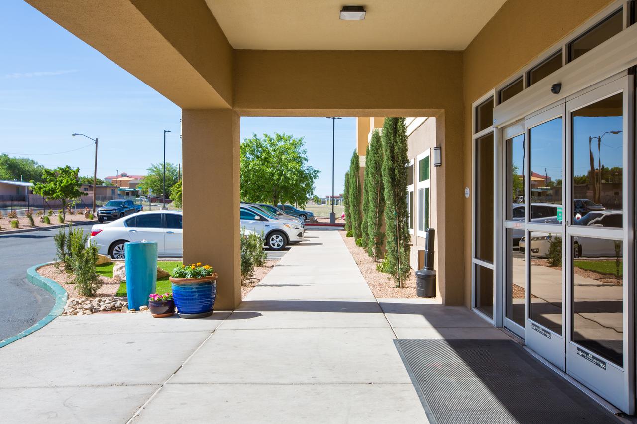 Baymont By Wyndham Albuquerque Airport - thumb 8