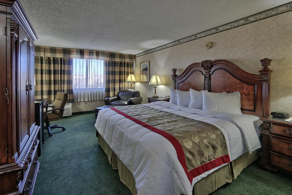 Ramada By Wyndham Albuquerque Midtown - thumb 2