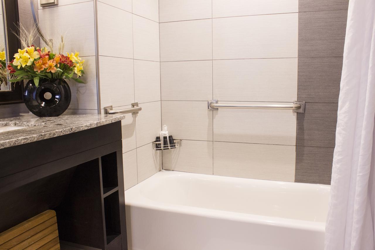 Saratoga Casino Hotel - thumb 1