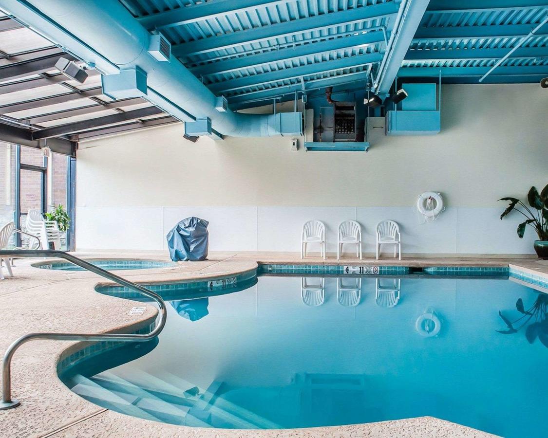 Quality Hotel & Suites At The Falls - thumb 5