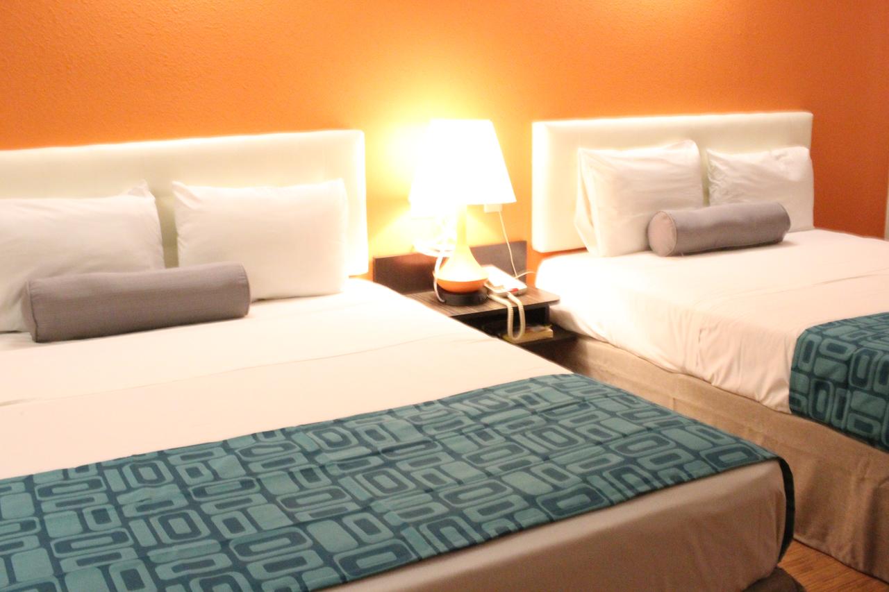 Howard Johnson By Wyndham Lake George - thumb 10