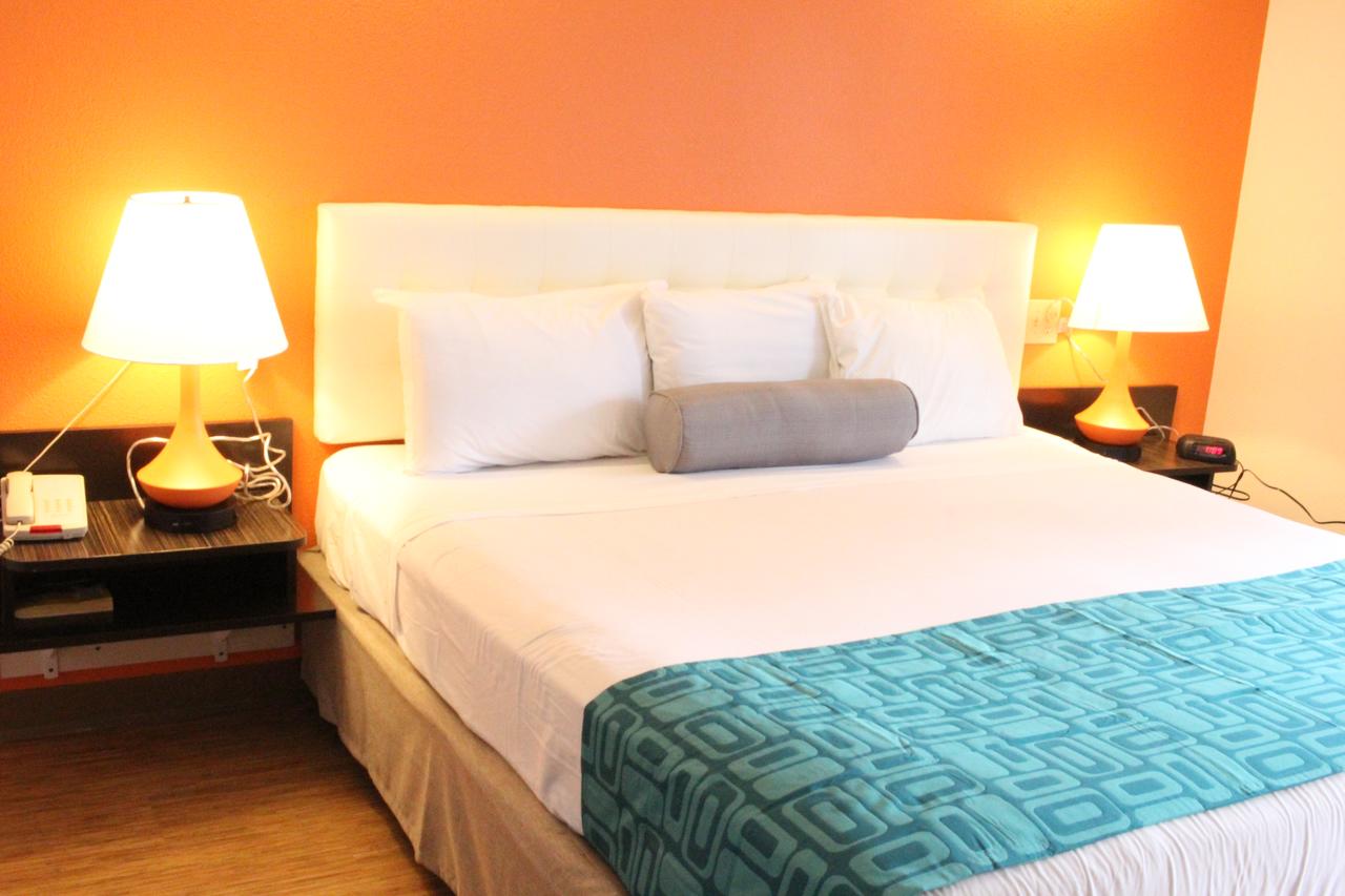 Howard Johnson By Wyndham Lake George - thumb 6