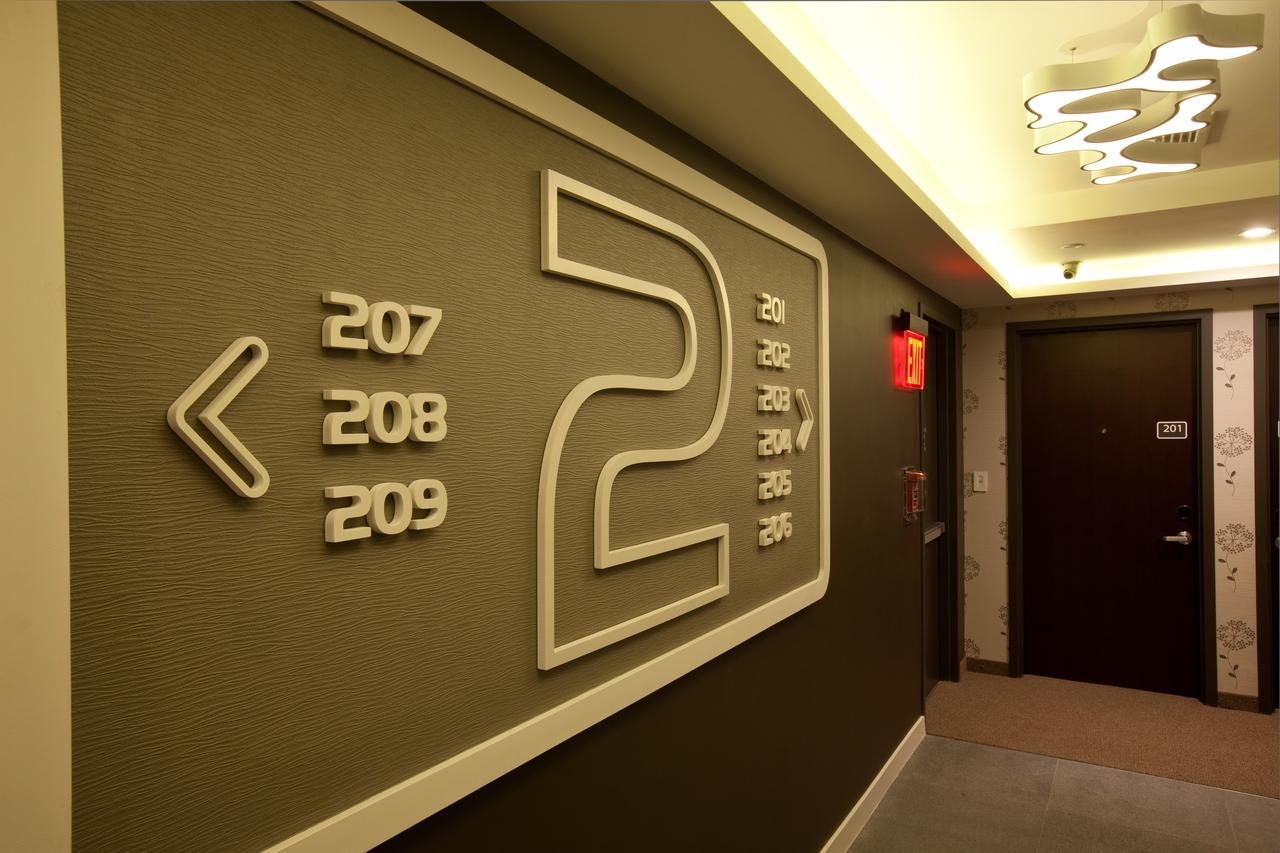 NobleDEN Hotel - thumb 4