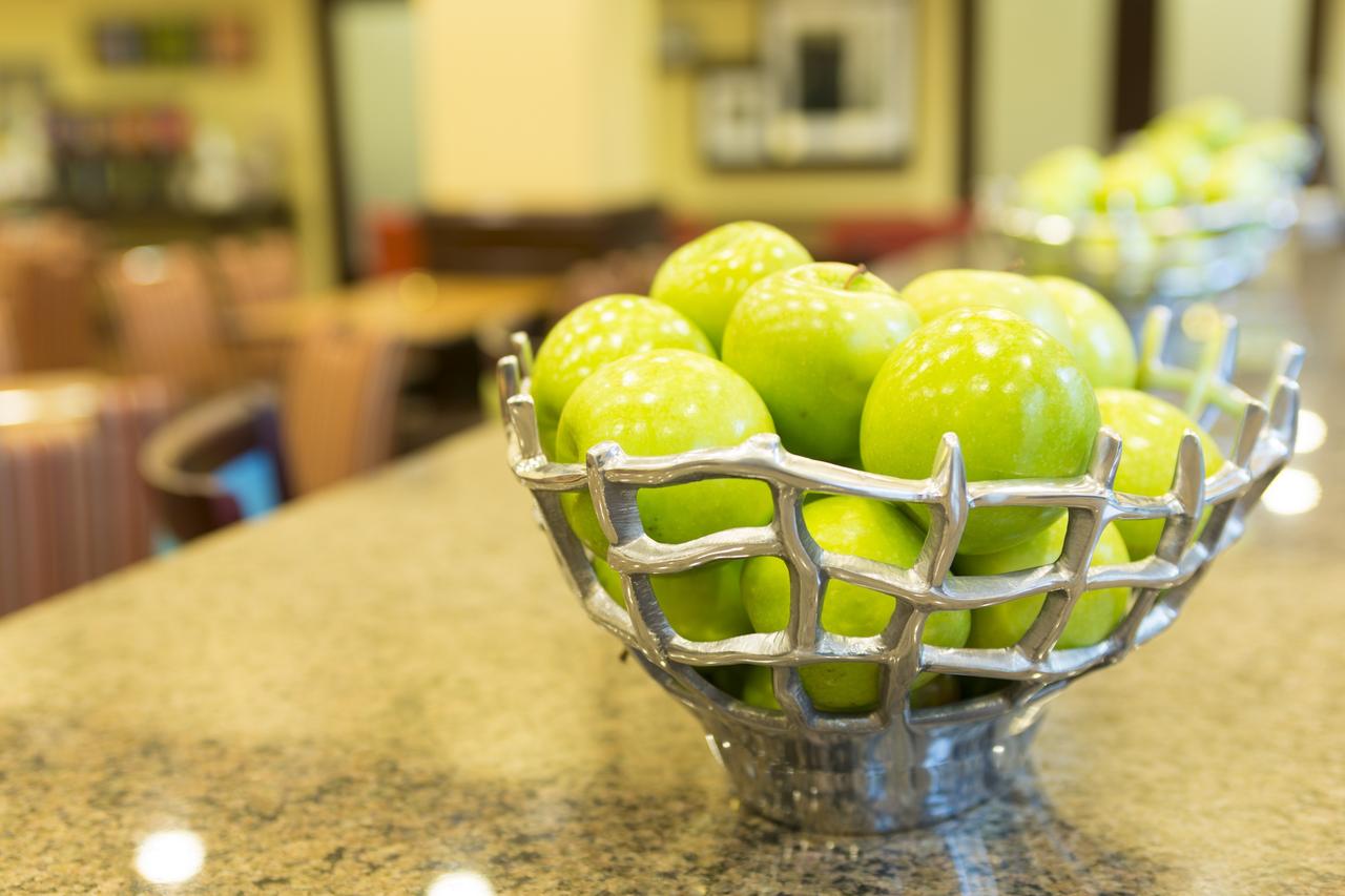 Hampton Inn And Suites Asheville-I-26 - thumb 21