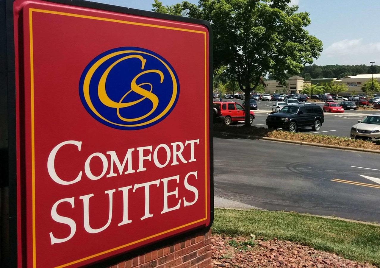 Comfort Suites Outlet Center - thumb 1