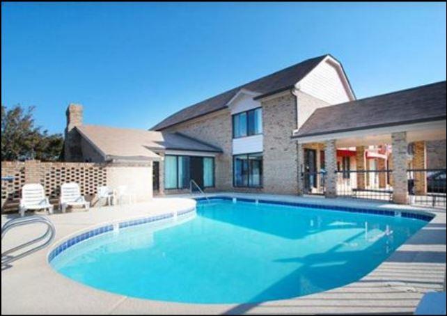 Days Inn By Wyndham King - thumb 3