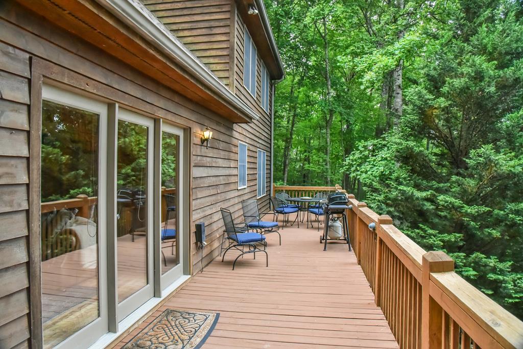 A Mountain Escapade Home - thumb 12