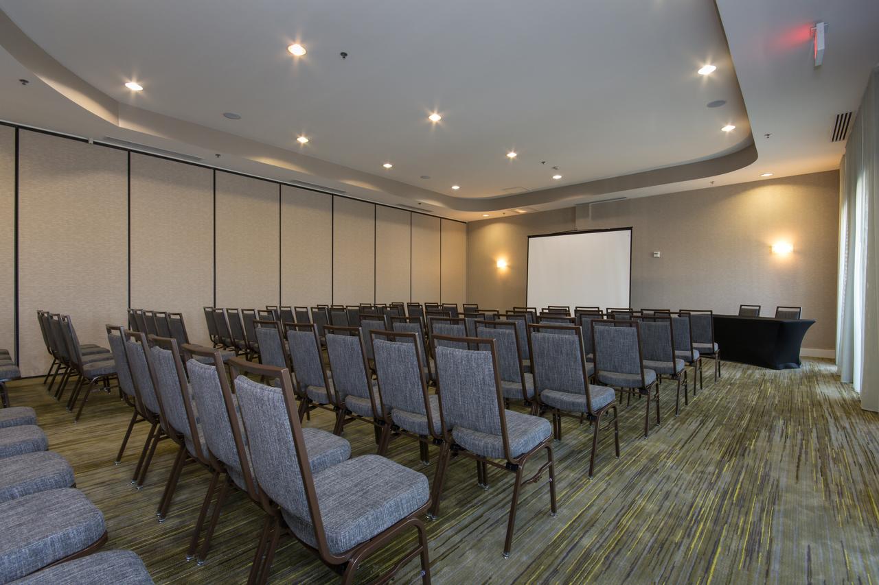 Courtyard Charlotte Concord - thumb 34