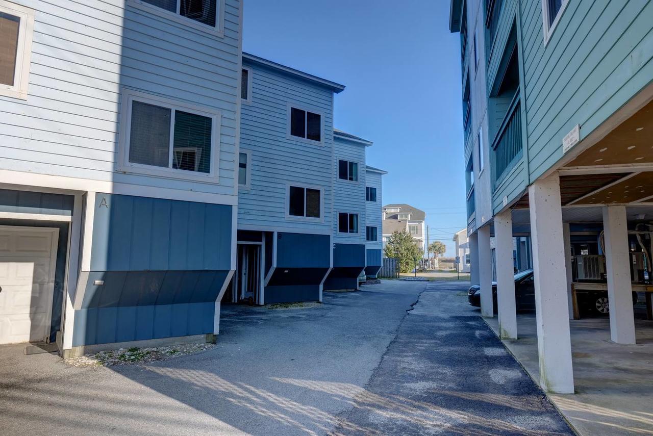 Summertime Vacations Booking NOW! - thumb 21