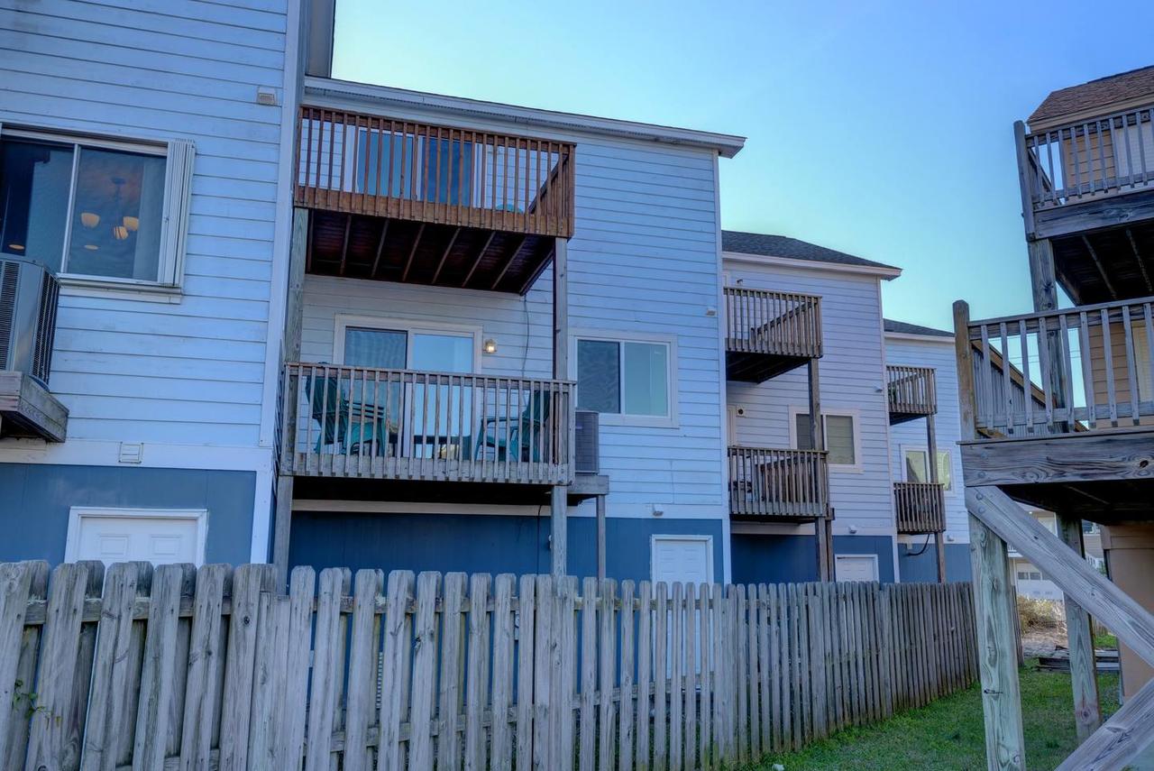 Summertime Vacations Booking NOW! - thumb 13