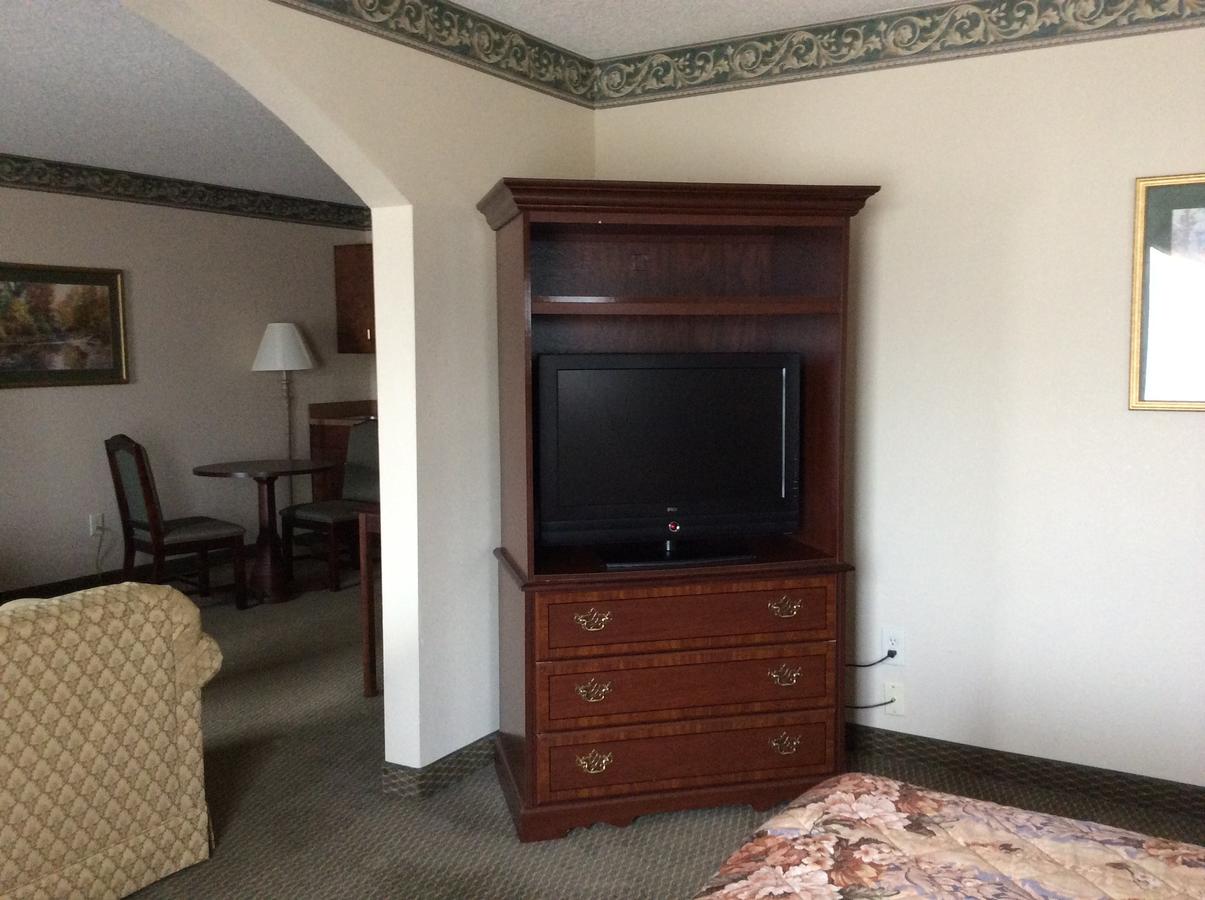 American Inn & Suites - High Point - thumb 16