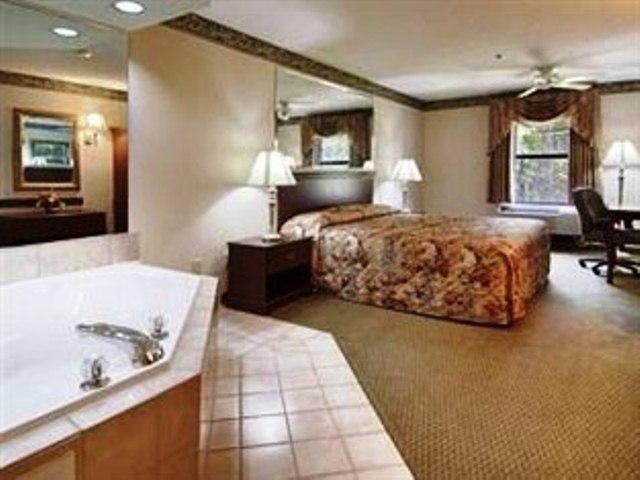 American Inn & Suites - High Point - thumb 29