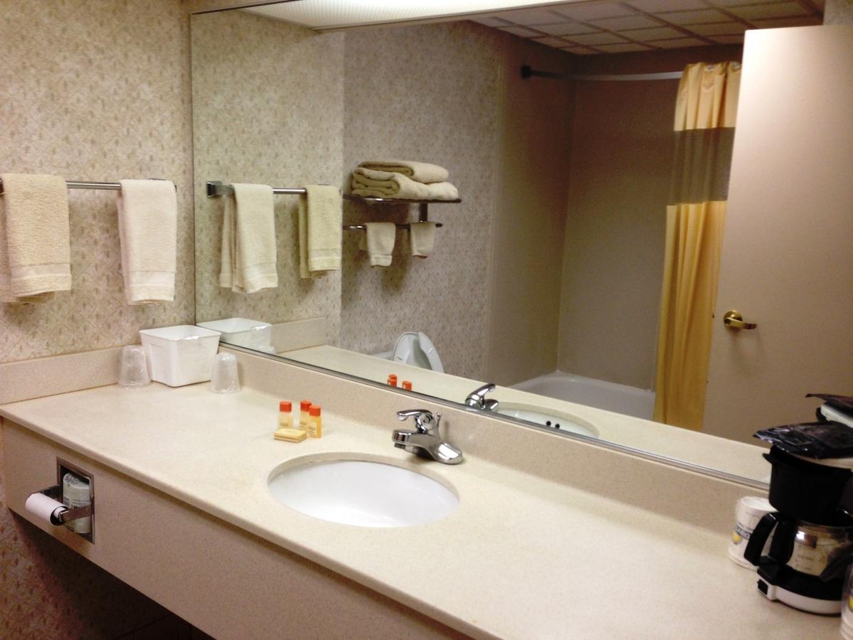 American Inn & Suites - High Point - thumb 33