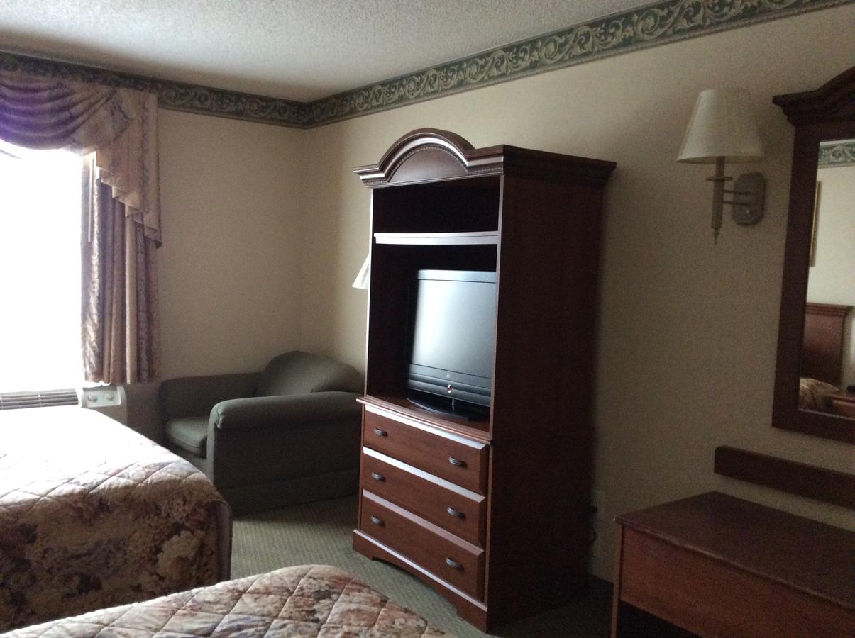 American Inn & Suites - High Point - thumb 15