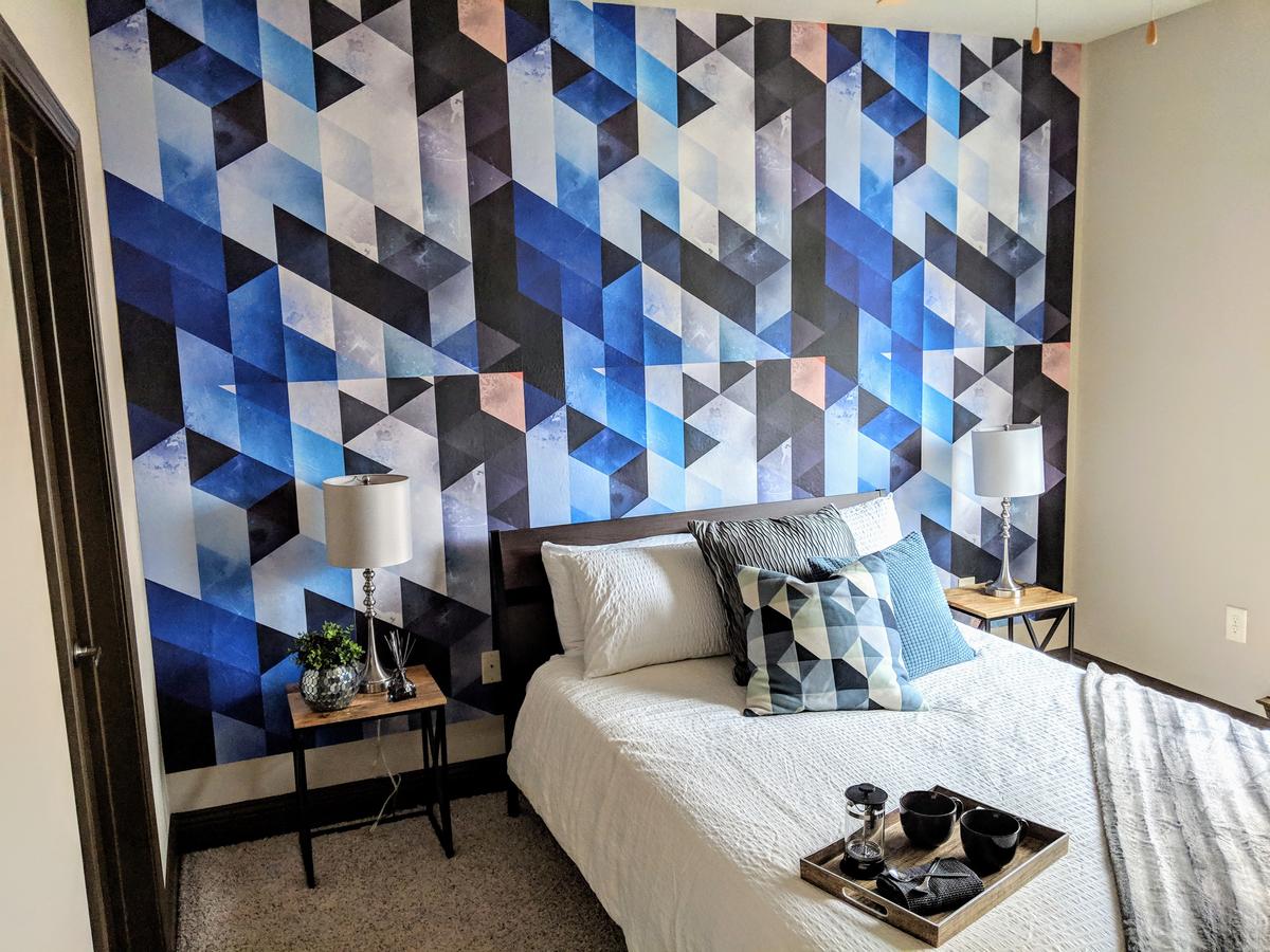 LEAGUE 704 /// SOUTH END II - thumb 0