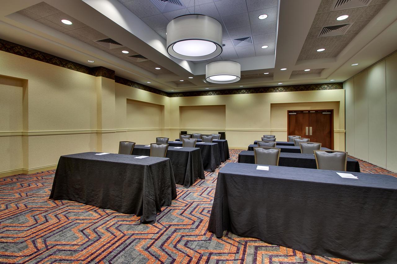 Drury Inn & Suites Charlotte Northlake - thumb 44