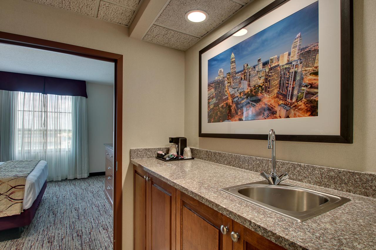 Drury Inn & Suites Charlotte Northlake - thumb 41