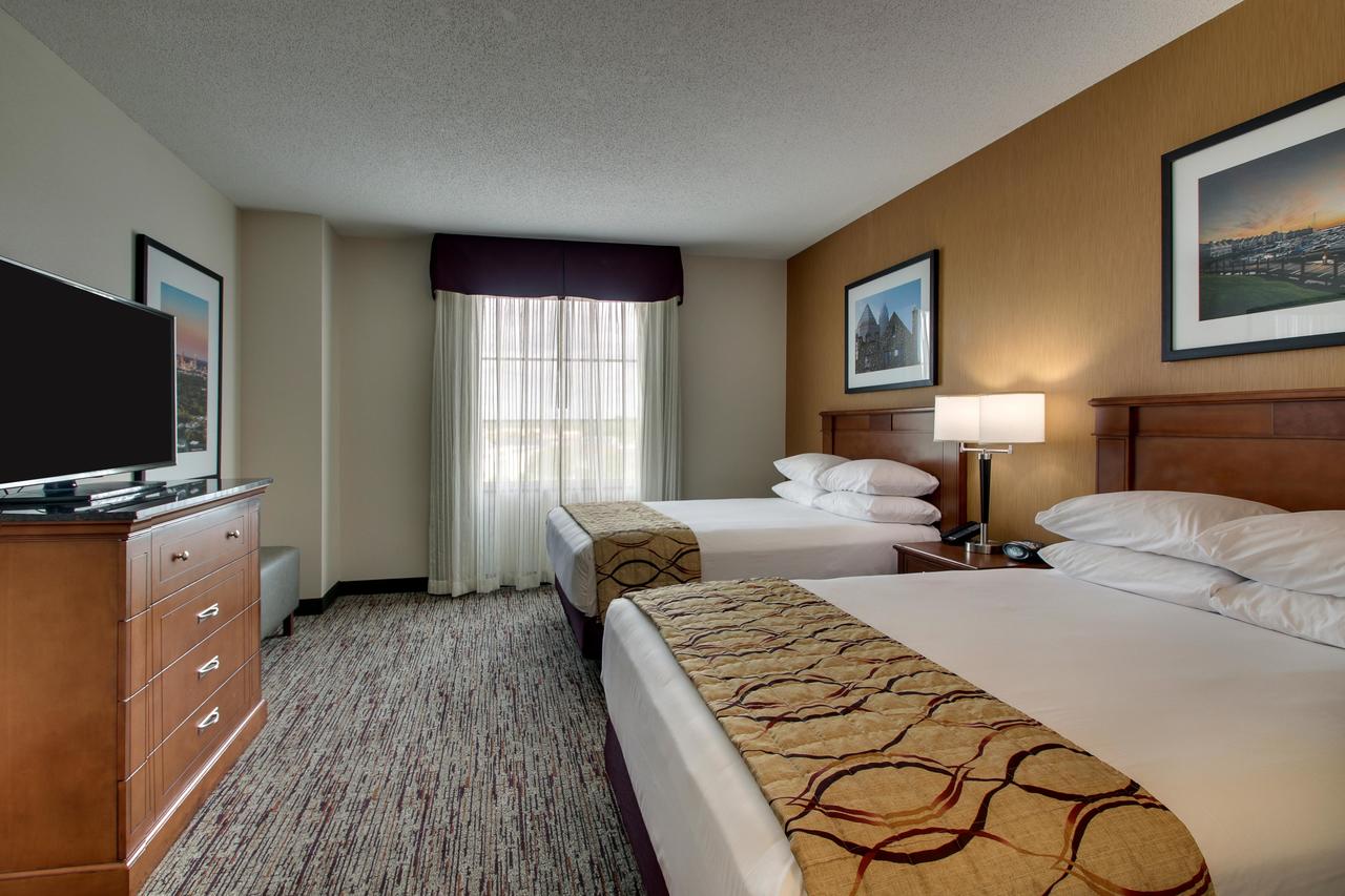 Drury Inn & Suites Charlotte Northlake - thumb 24