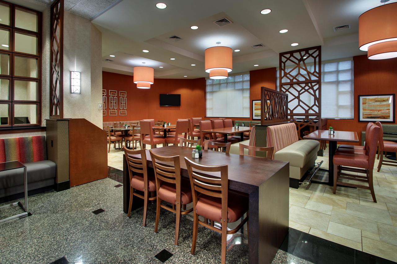 Drury Inn & Suites Charlotte Northlake - thumb 6