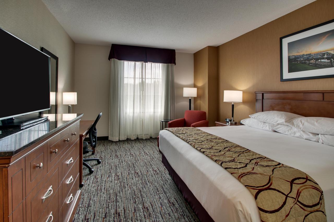 Drury Inn & Suites Charlotte Northlake - thumb 38