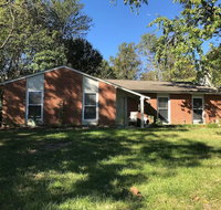 Wayne's Place - 3 bedroom ranch - Accommodation Indiana