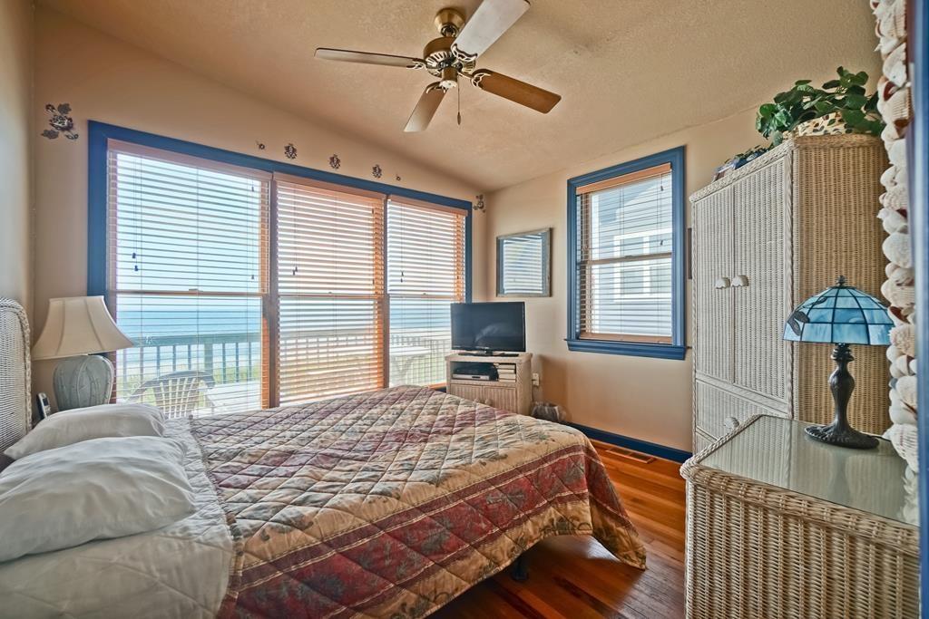 Sailor's Rest Cabin - thumb 2