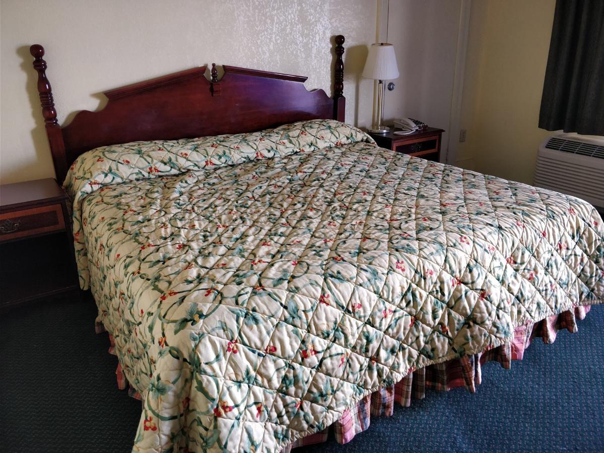 Ross Motel - thumb 11