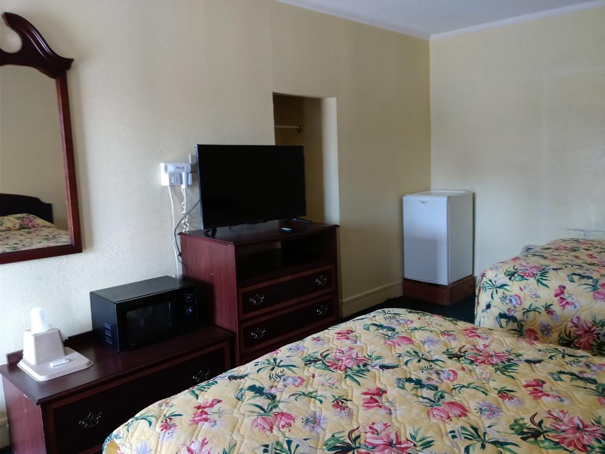 Ross Motel - thumb 12