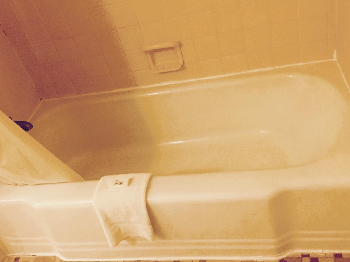 Ross Motel - thumb 33