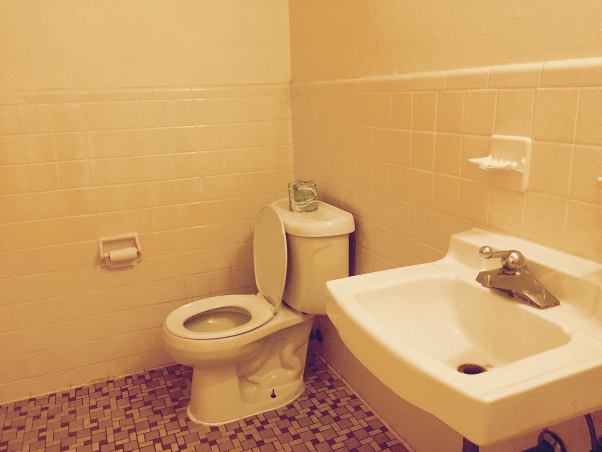 Ross Motel - thumb 34