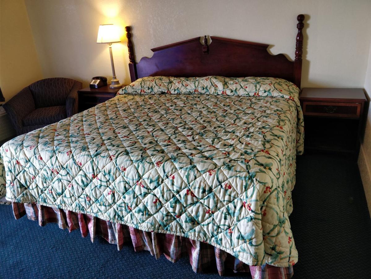 Ross Motel - thumb 8