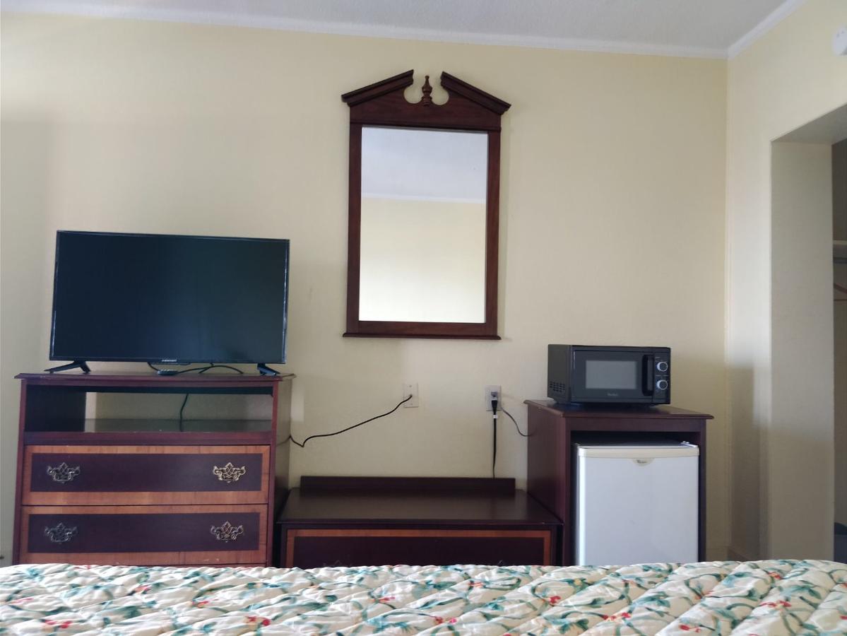 Ross Motel - thumb 15