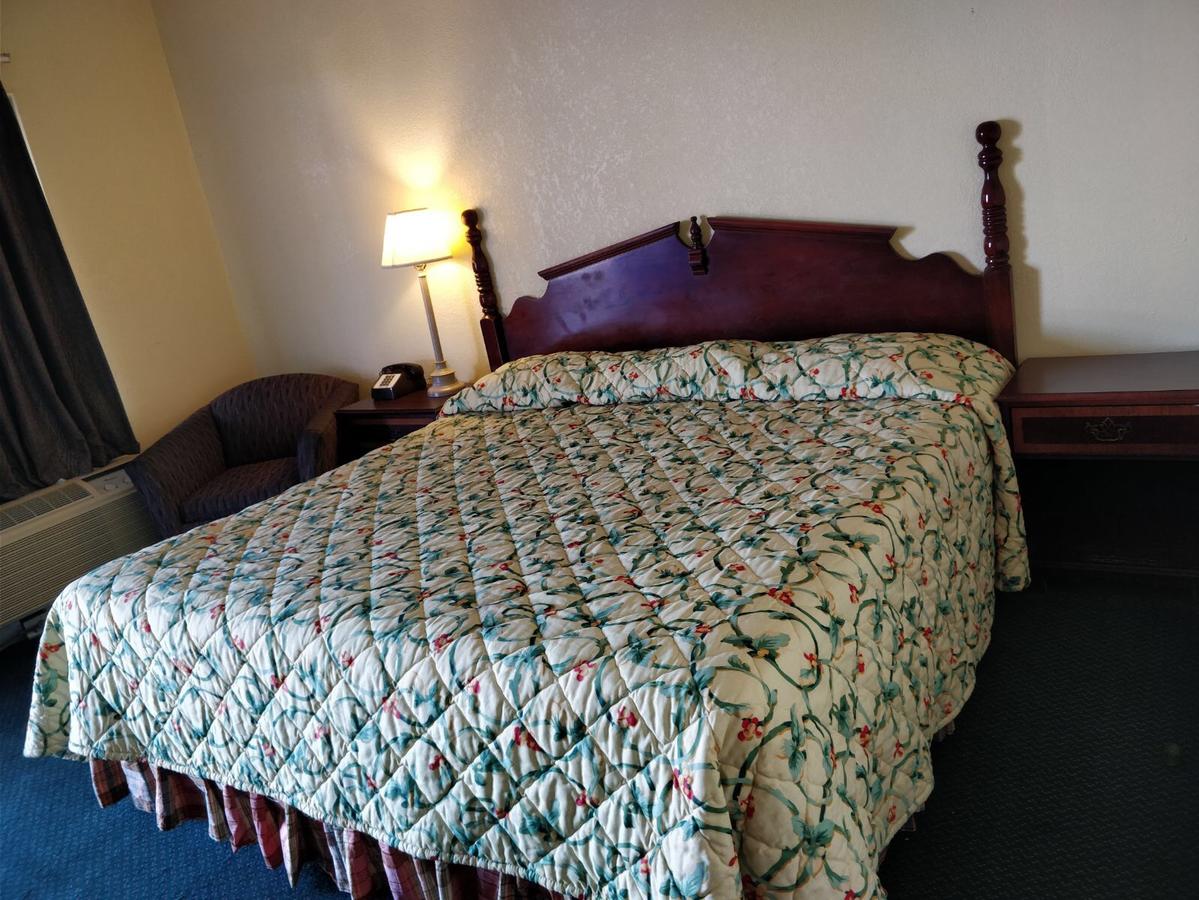 Ross Motel - thumb 7