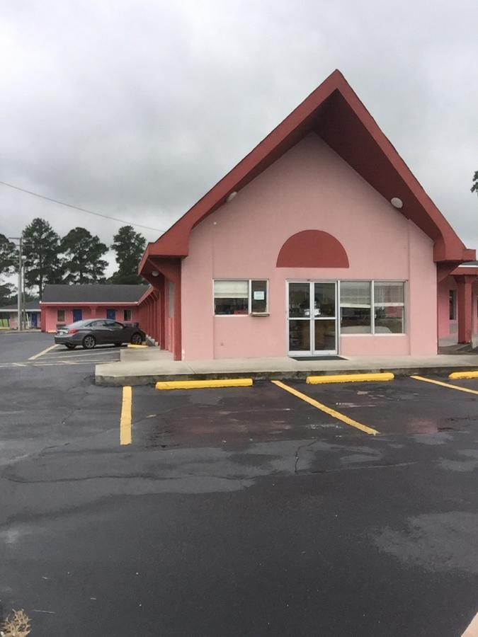 Ross Motel - thumb 38