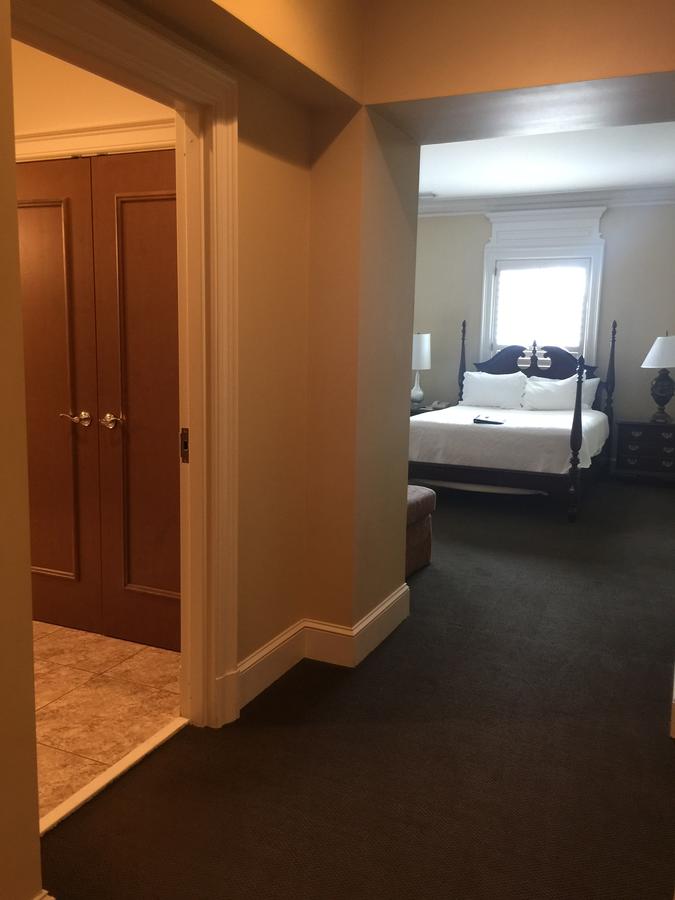 JH Adams Inn - thumb 4