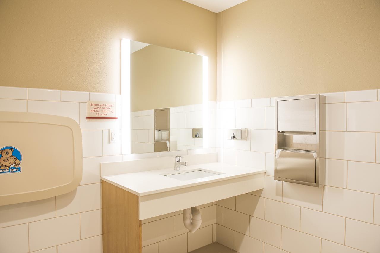 Hawthorn Suites By Wyndham Fargo - thumb 31