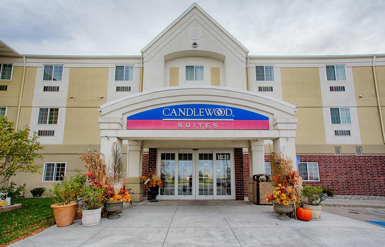 Candlewood Suites Fargo-North Dakota State University - thumb 0