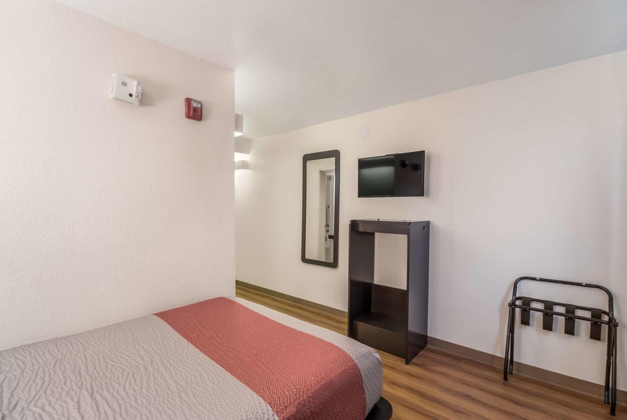 Motel 6 Fargo - North - thumb 41