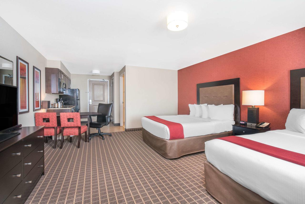 Hawthorn Suites By Wyndham Dickinson - thumb 39