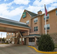 Quality Inn  Suites Dickinson - Accommodation Indiana