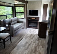 Park Model Vista in the Hocking Hills - Accommodation Indiana