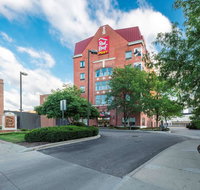 Red Roof Inn PLUS Columbus Downtown - Convention Center - Accommodation Indiana