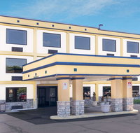 Days Inn by Wyndham Columbus Airport - Accommodation Indiana