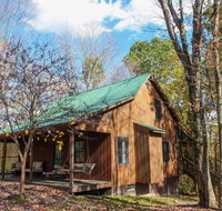 Hawk's Peak - Hocking Hills Cabin - Accommodation Indiana