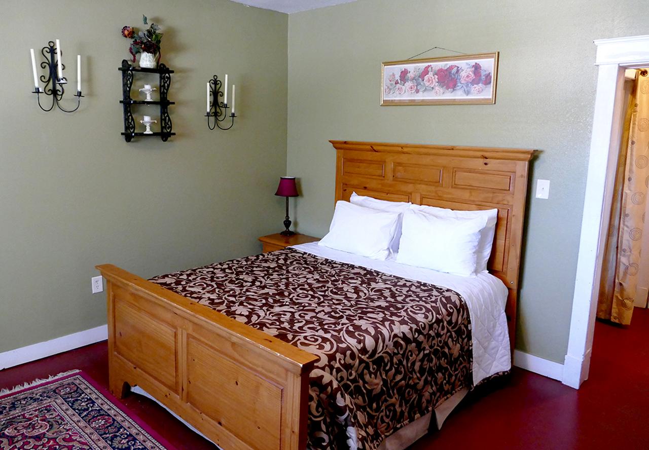 Historic Whiting Hotel Suites - thumb 11