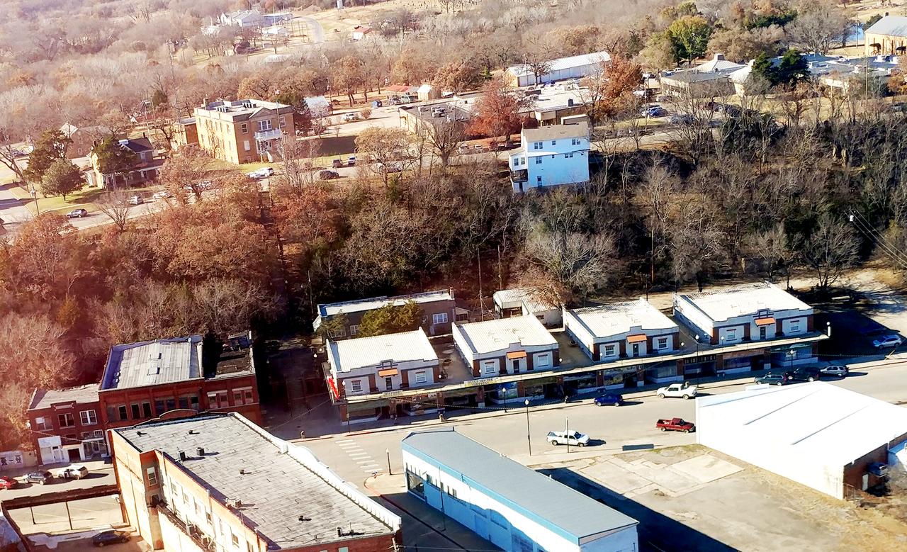 Historic Whiting Hotel Suites - thumb 18